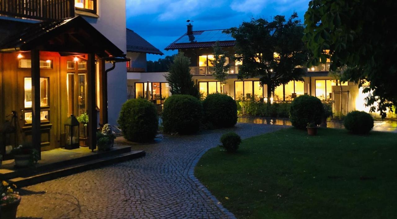 Landhaus Tanner Waging am See Bagian luar foto