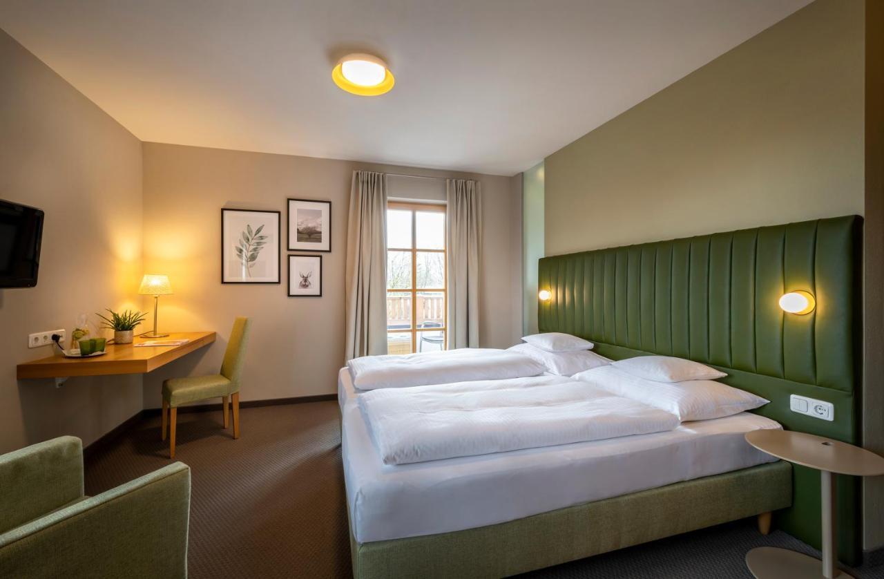 Landhaus Tanner Waging am See Bagian luar foto