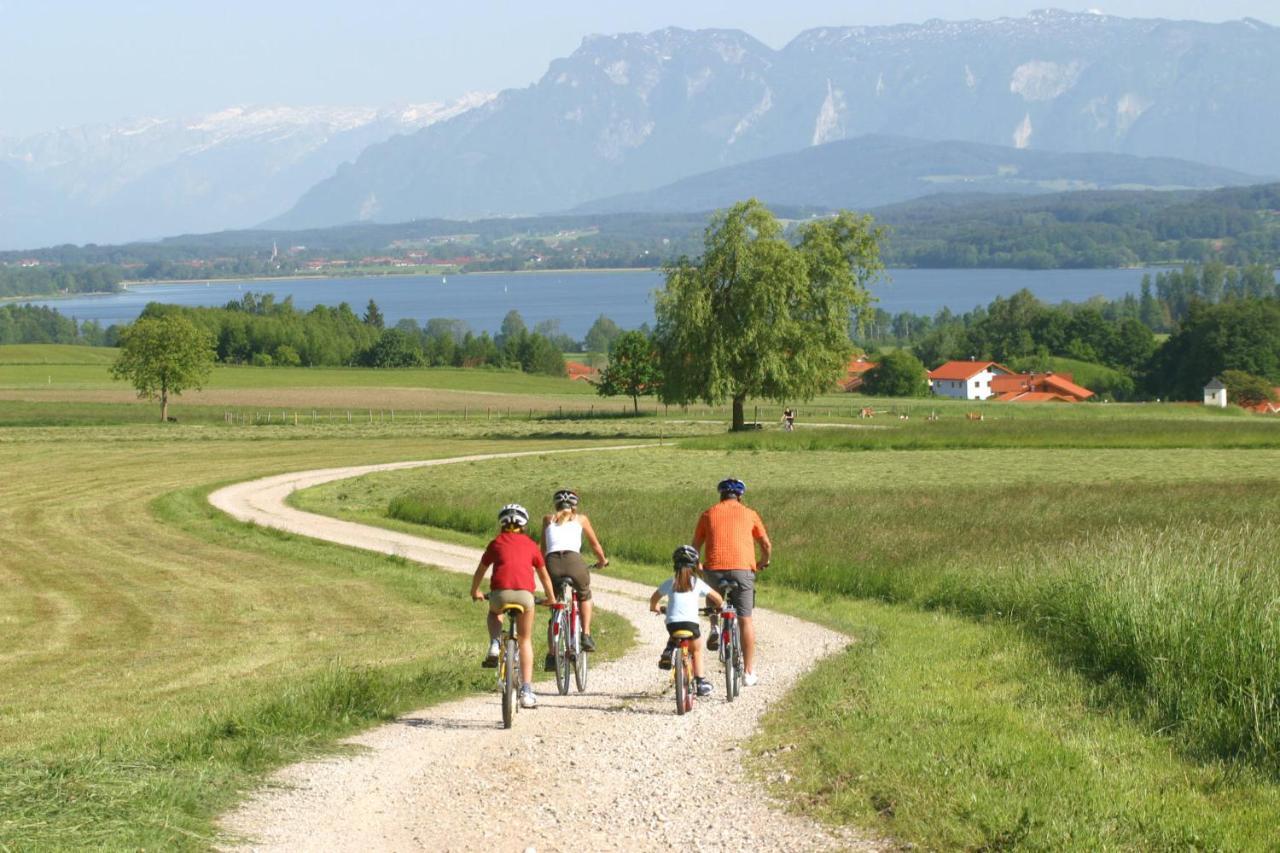 Landhaus Tanner Waging am See Bagian luar foto